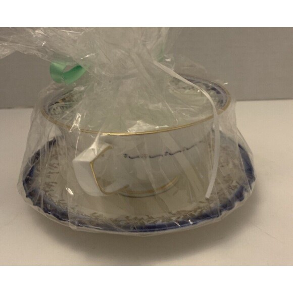 Vintage French Saxon China USA Cup Saucer 22KT Gold - Picture 2 of 4